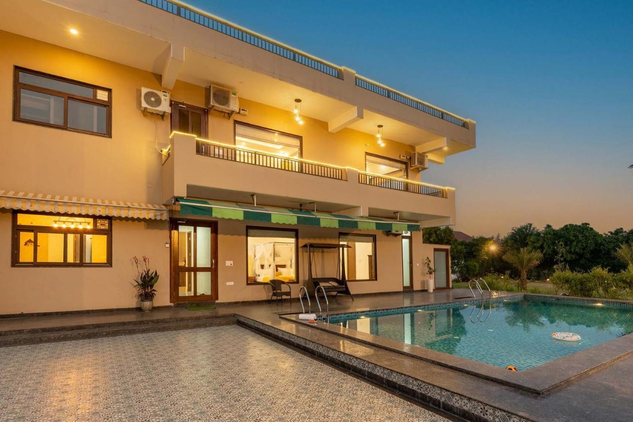 Brookvale Manor By Stayvista - Private Pool Haven With Endless Views & Indoor Fun Sohna Экстерьер фото